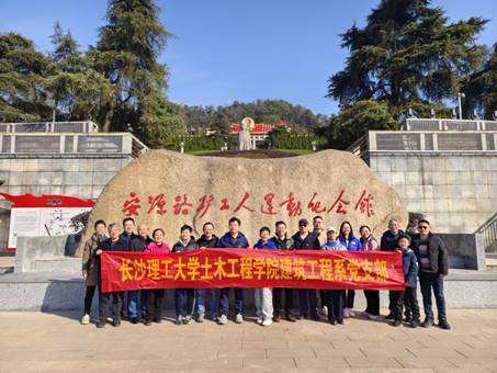 说明: 2a1aeb01cdad9bd0def14c3d9262c30